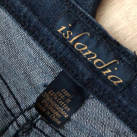 Islandia jean Capri Jeans. Button pockets size 11 - Picture 7 of 7